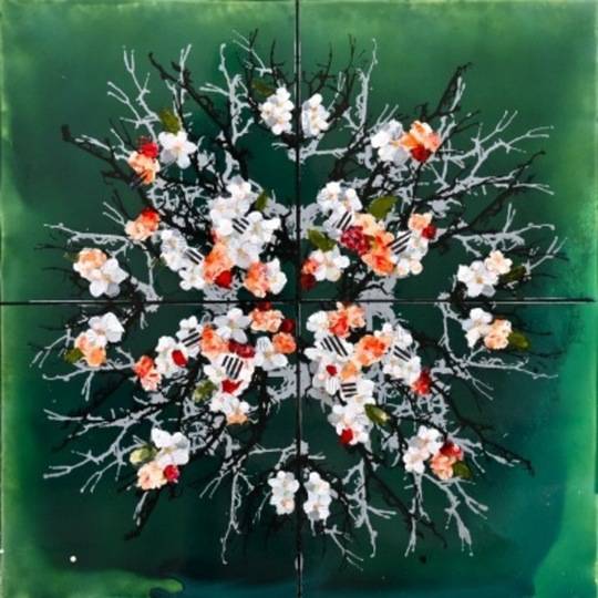 GREEN FLOWER CLOCK, 2022