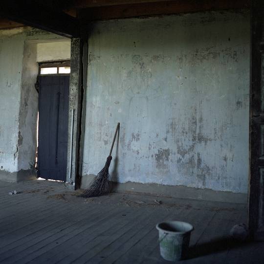 LA PORTE: DRAWING WITH BROOM, ED. 2/15, 2012