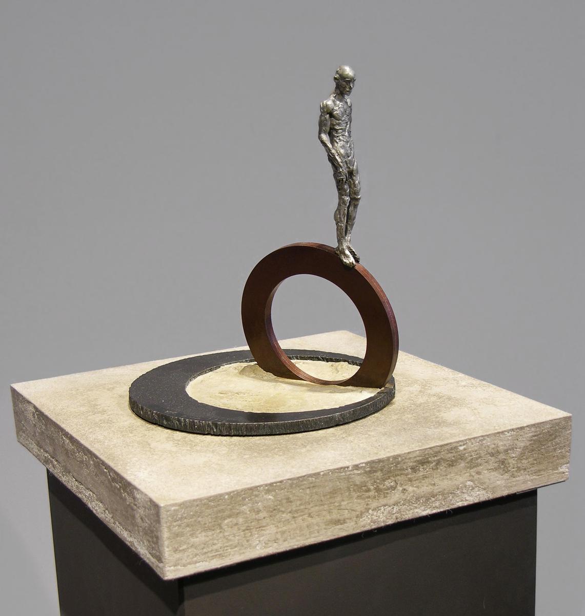 Gnomon, 2011